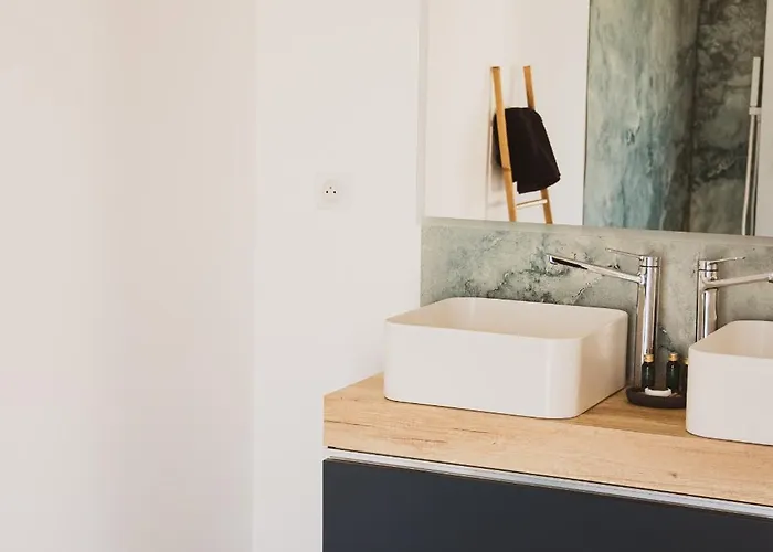 Les Confiseries, 2 Pieces Et Terrasse